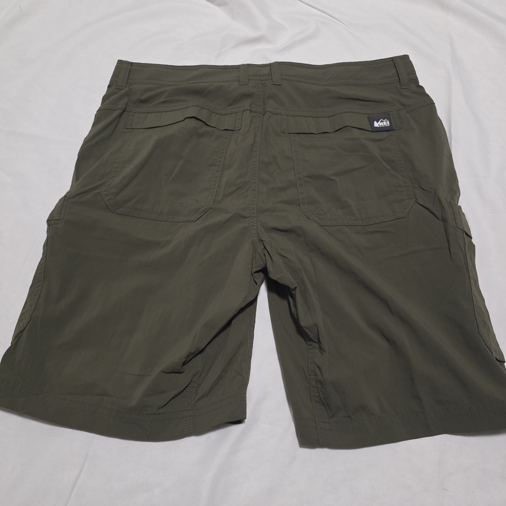 REI Women's Olive Cargo Shorts - Picture 4 of 5